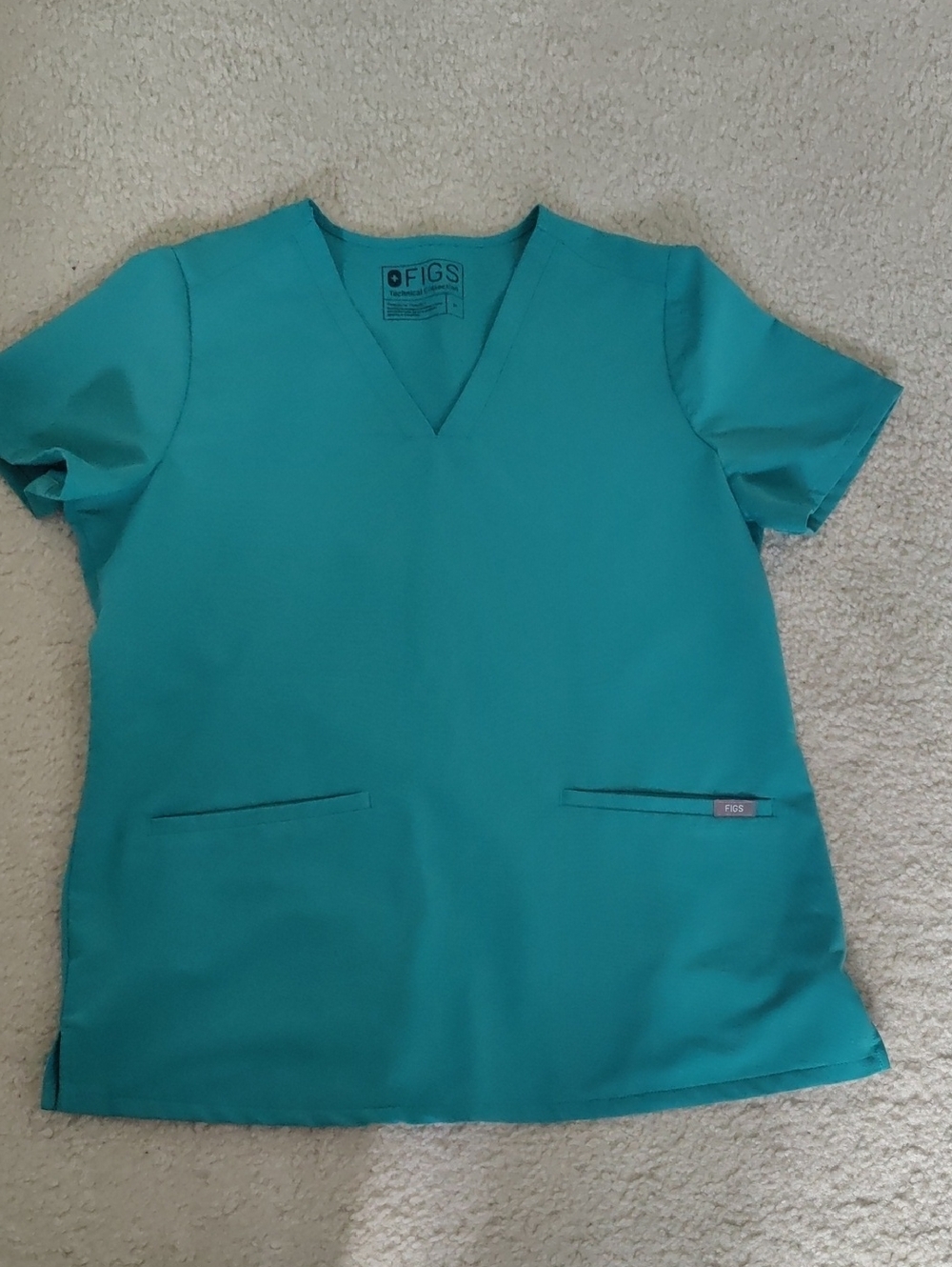 FIGS Casma Three Pocket Scrub Top size M Green Womens FW1100